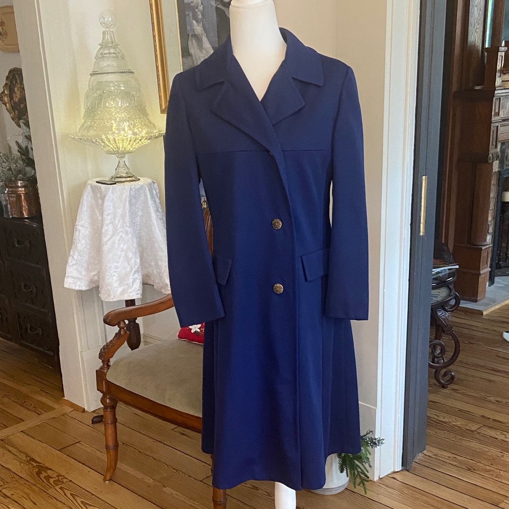 Gorgeous Vintage Navy Blue Coat size M (8-10)